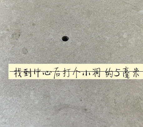 乐亭瓷砖空鼓维修公司专业解答在瓷砖铺贴过程中，如果砂料搅拌不均匀，将会带来以下问题